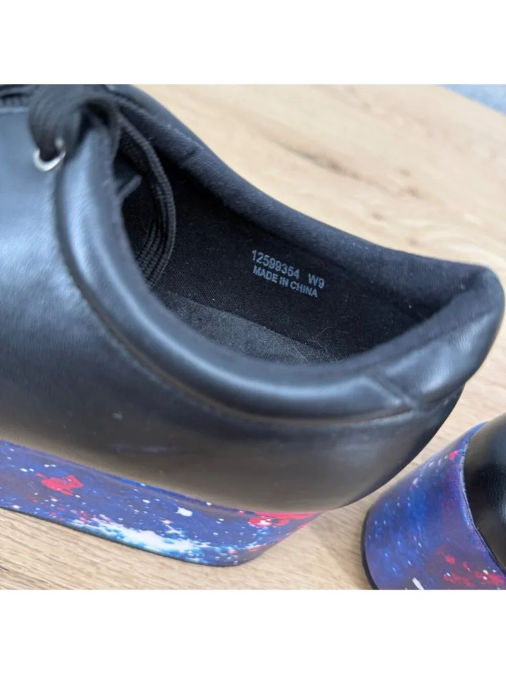 Hot Topic Womens Platform Sneakers Size 9 Black Galaxy Cosmic Print Sole Goth